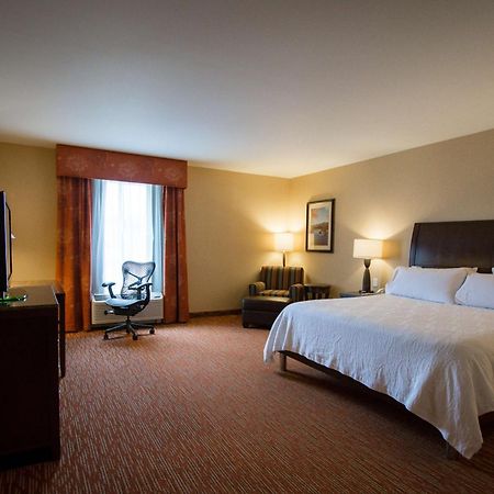 Hilton Garden Inn Watertown Exterior photo
