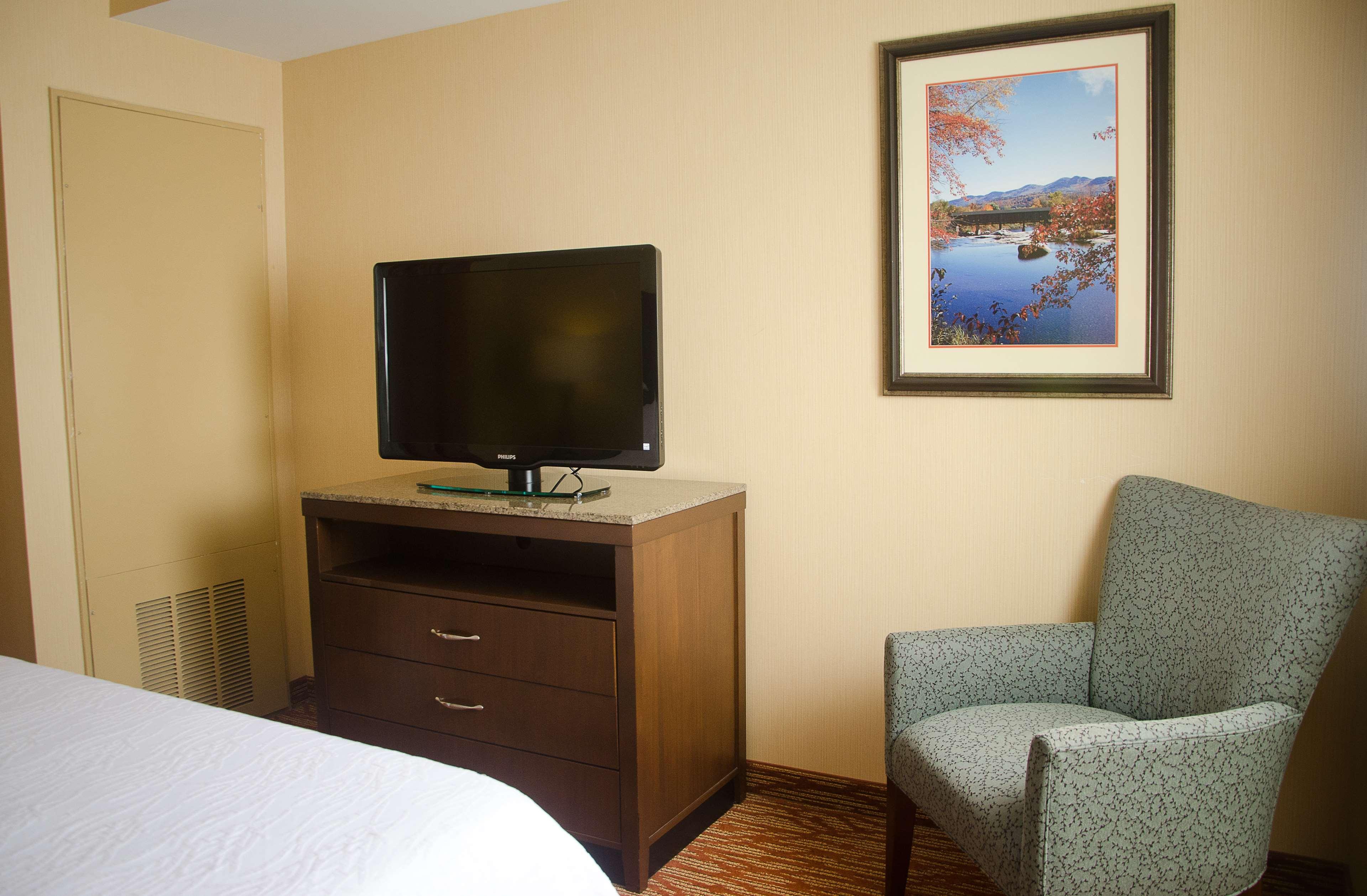 Hilton Garden Inn Watertown Exterior photo