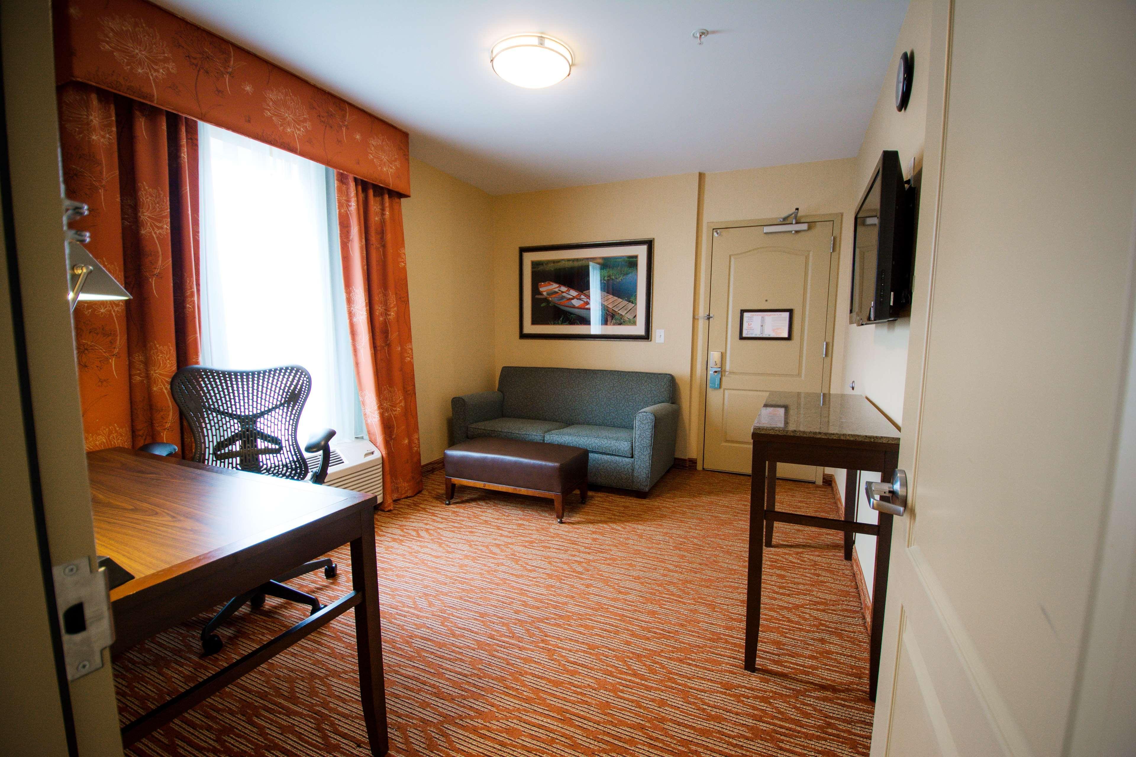 Hilton Garden Inn Watertown Exterior photo