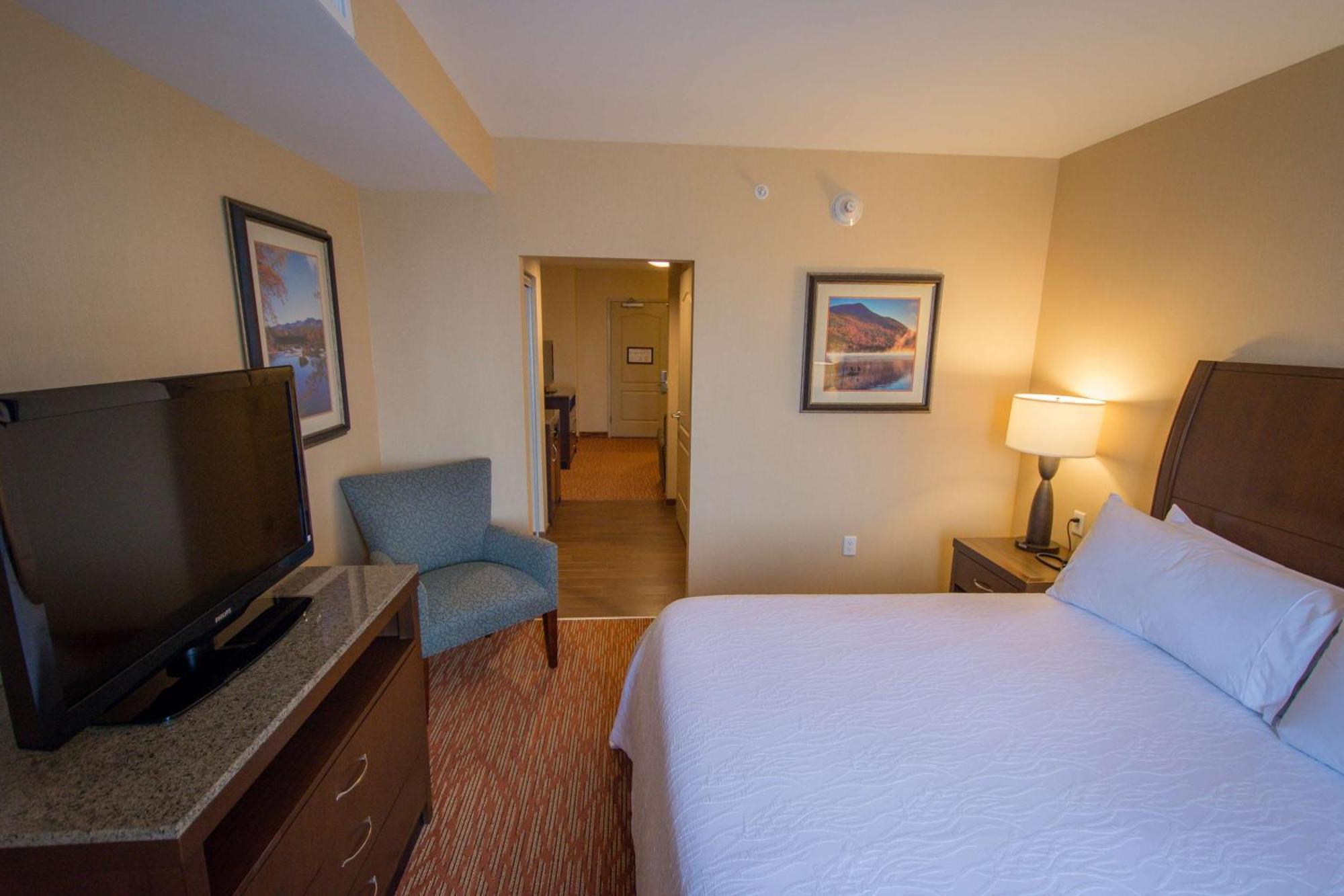 Hilton Garden Inn Watertown Exterior photo