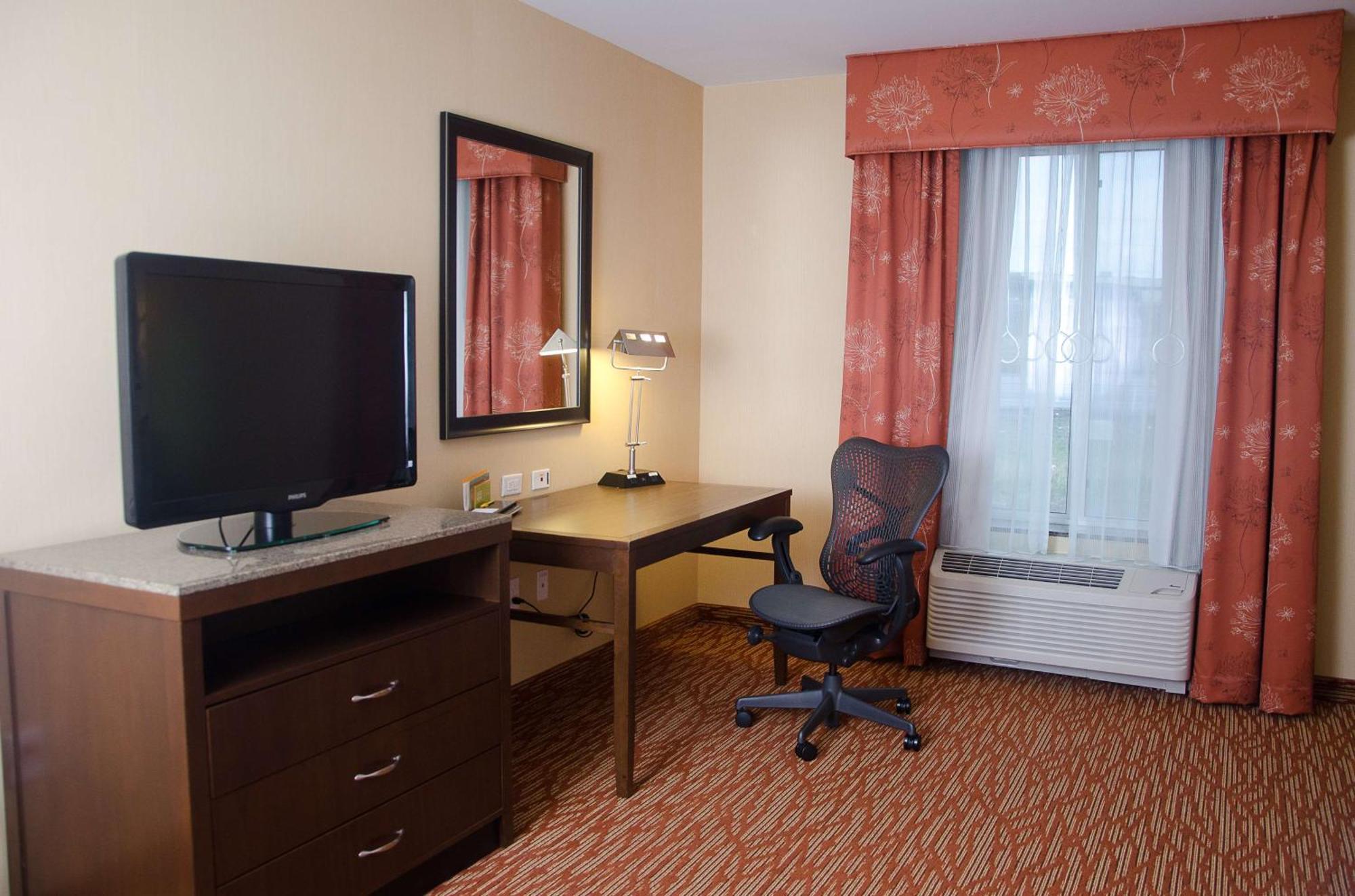 Hilton Garden Inn Watertown Exterior photo
