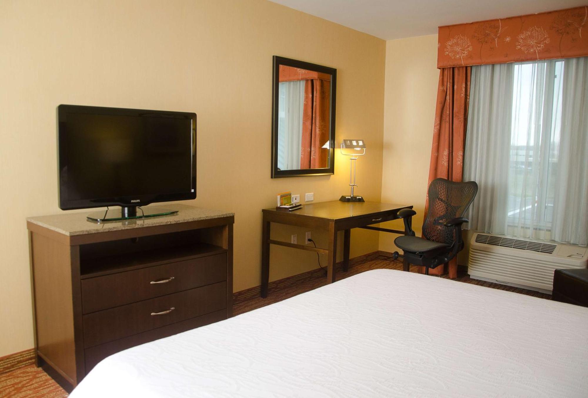 Hilton Garden Inn Watertown Exterior photo