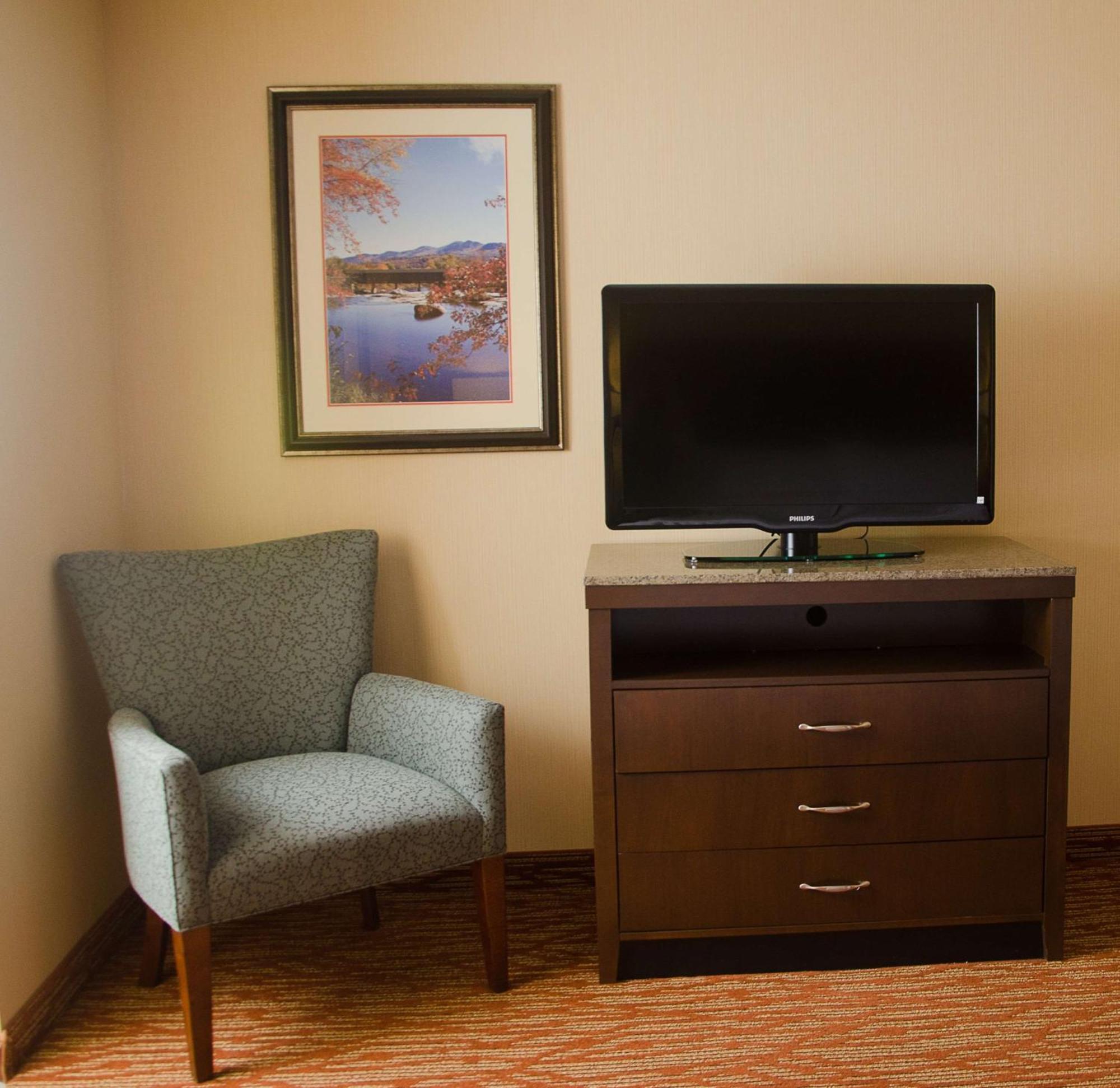 Hilton Garden Inn Watertown Exterior photo